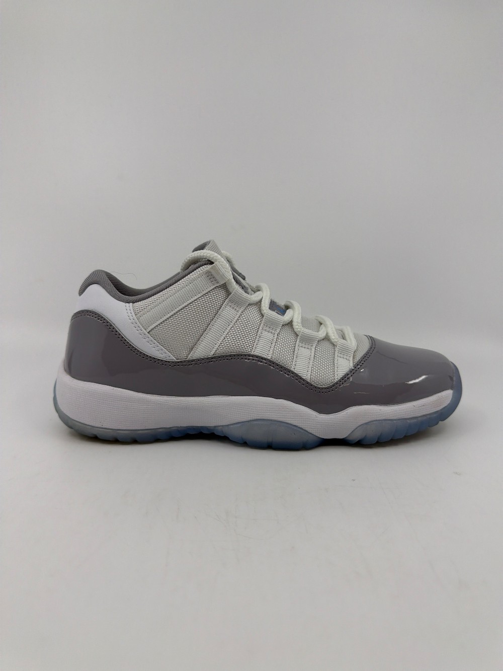*USED* AJ 11 LOW (GS) - CEMENT GREY