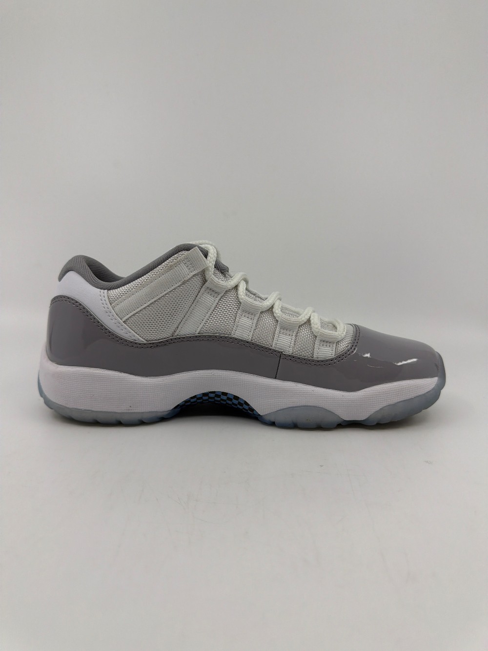 *USED* AJ 11 LOW (GS) - CEMENT GREY