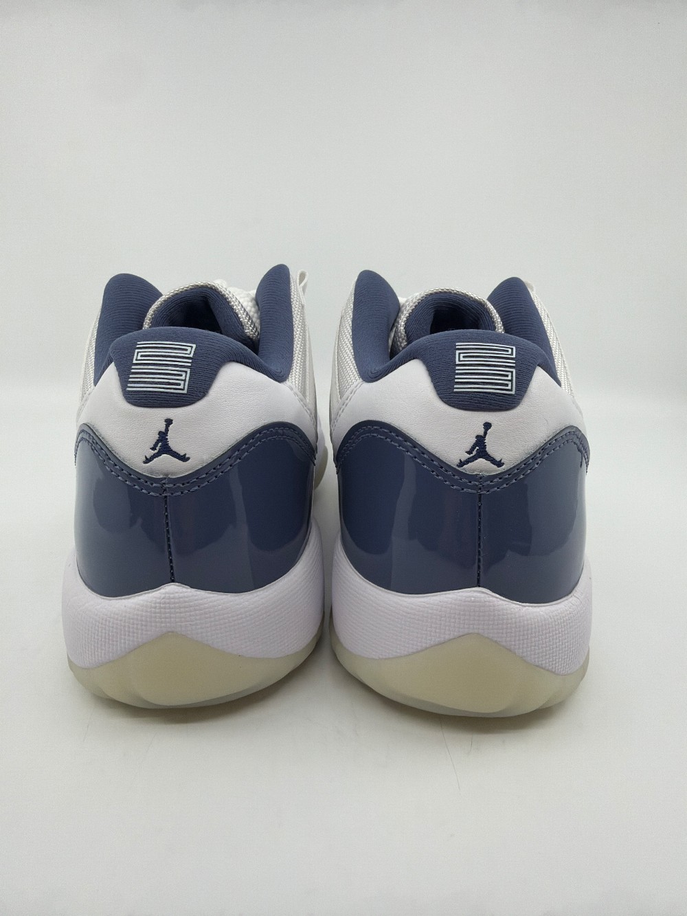 AJ 11 (GS) - DIFFUSED BLUE