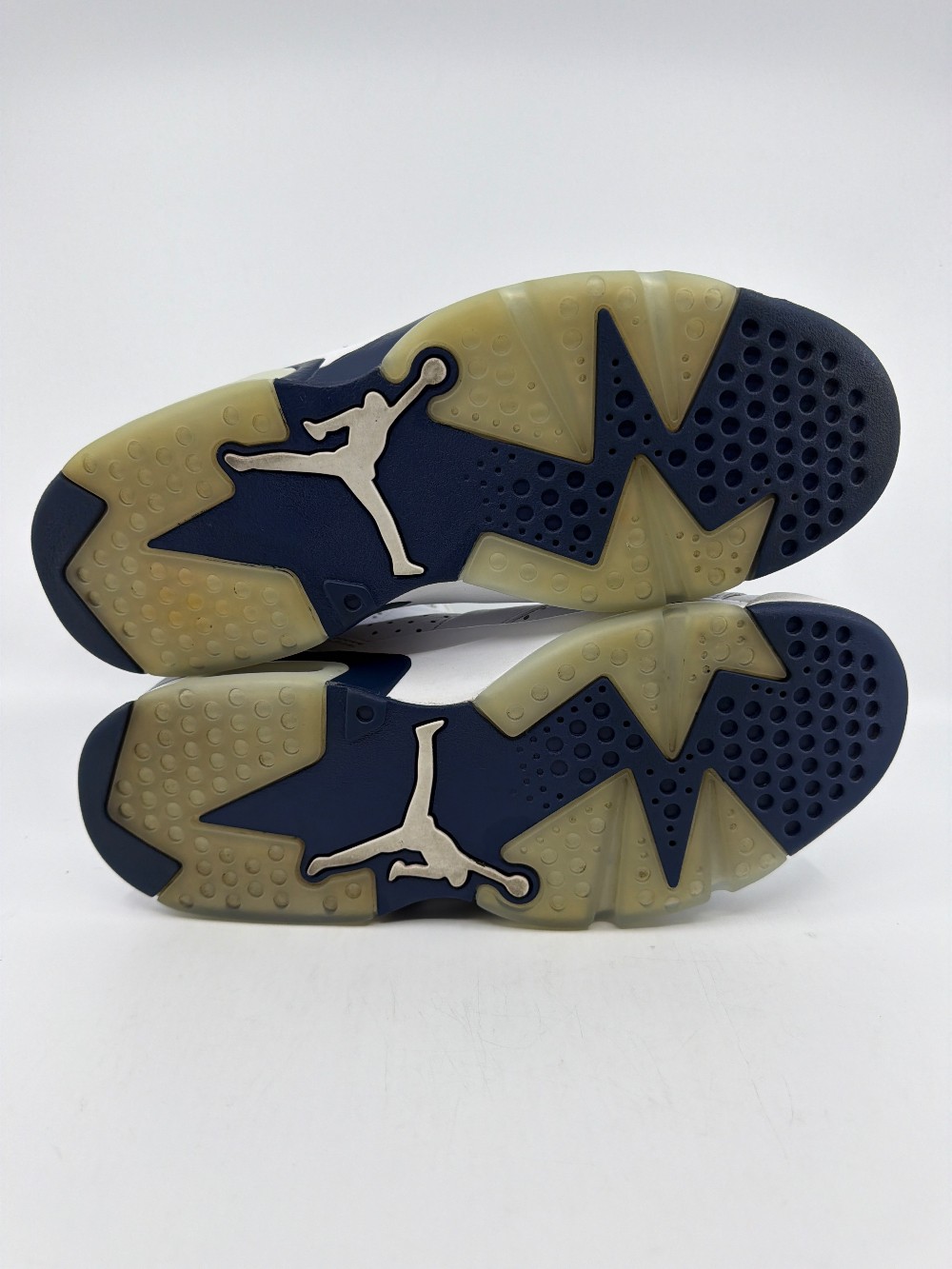 *USED* AJ 6 - MIDNIGHT NAVY (2022)