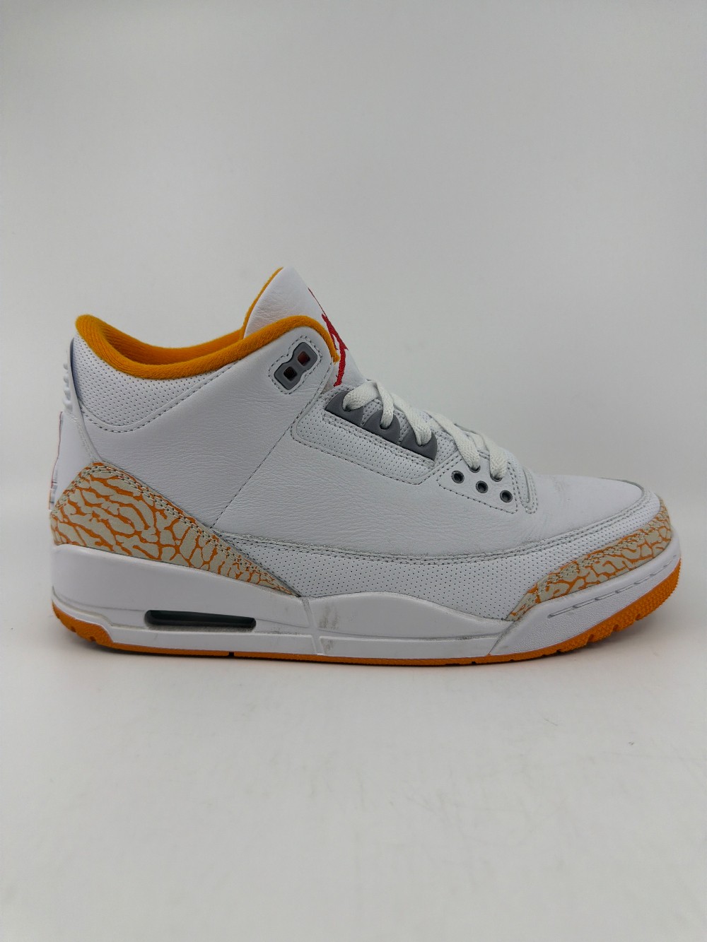 *USED/NO BOX* AJ 3 (W) - ORANGE CITRUS