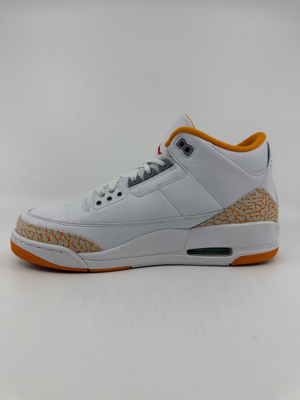 *USED/NO BOX* AJ 3 (W) - ORANGE CITRUS