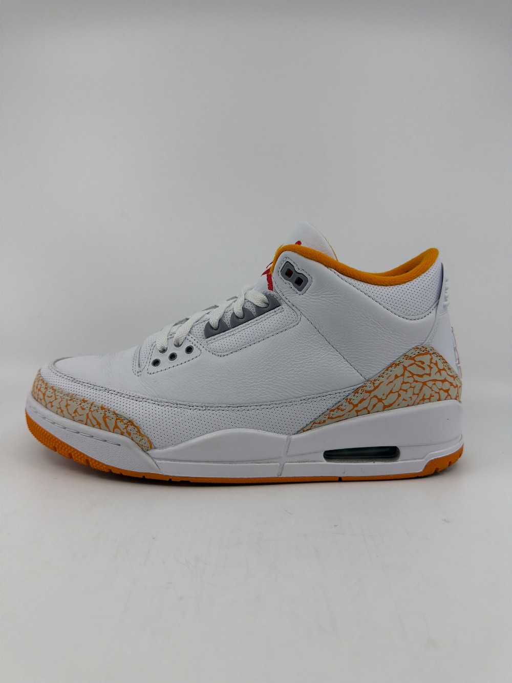 *USED/NO BOX* AJ 3 (W) - ORANGE CITRUS