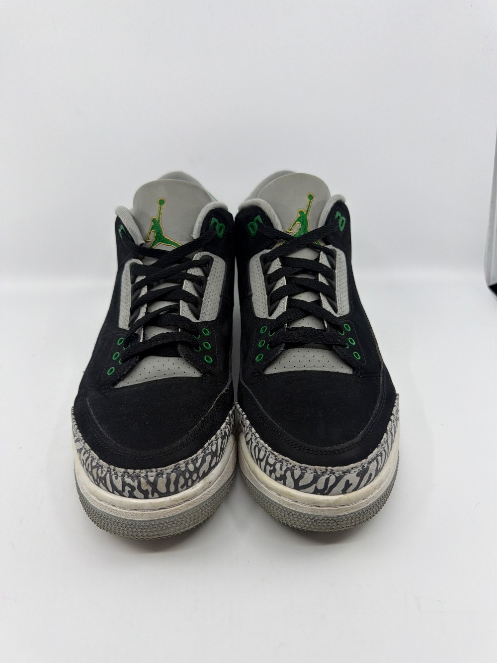 *USED/NO BOX* AJ 3 - PINE GREEN