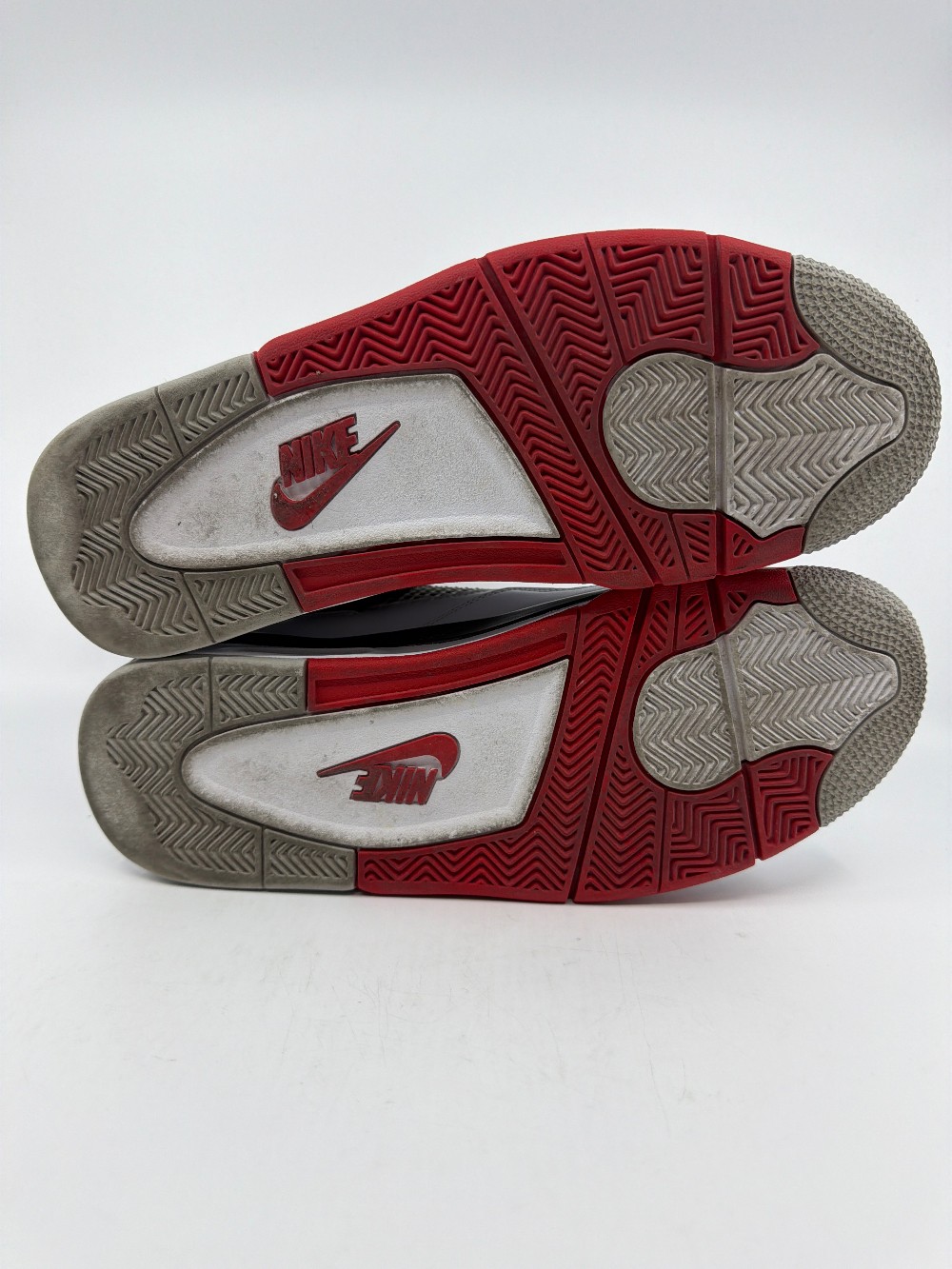 *USED* AJ 4 - FIRE RED (2020)