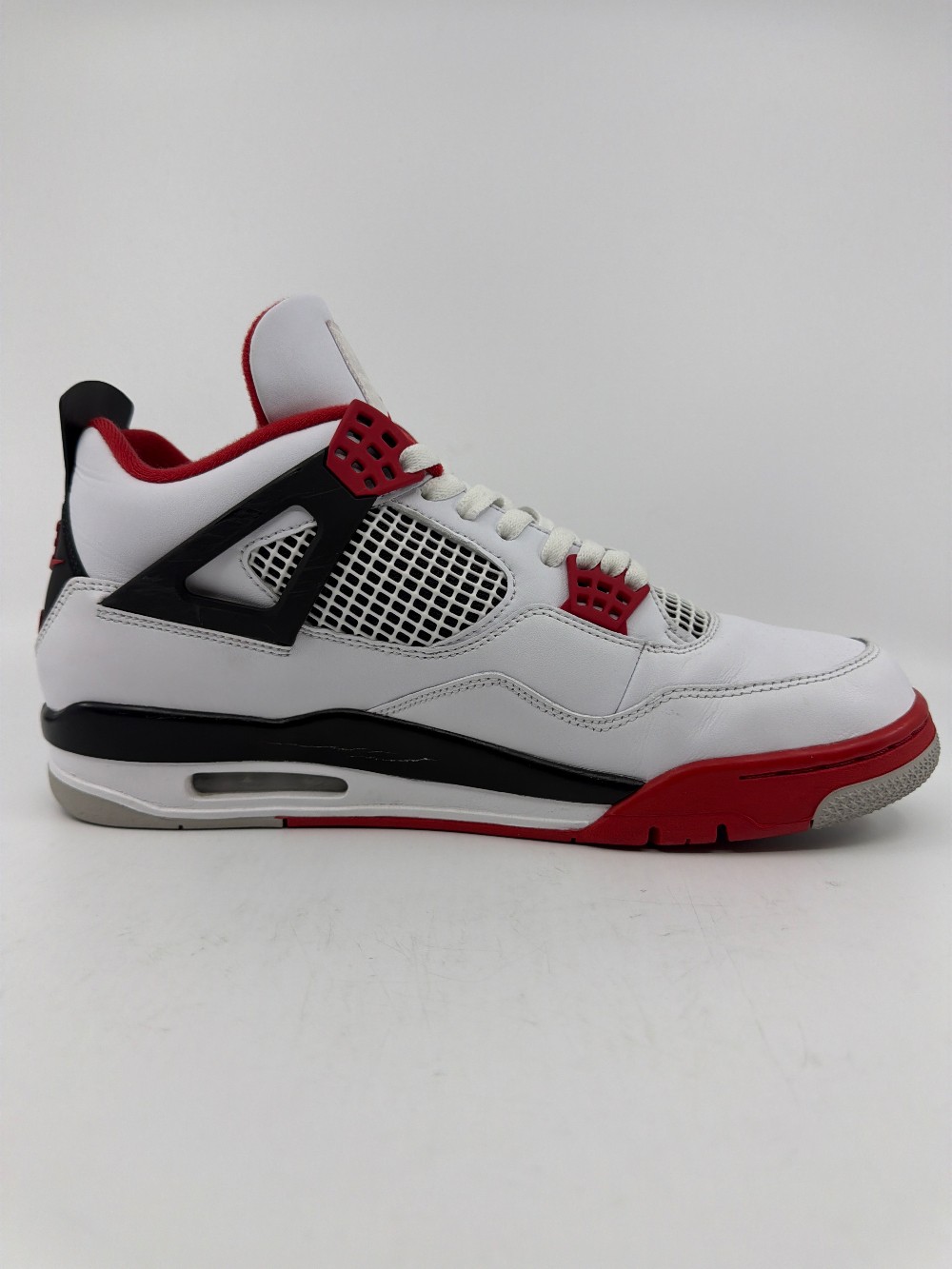 *USED* AJ 4 - FIRE RED (2020)