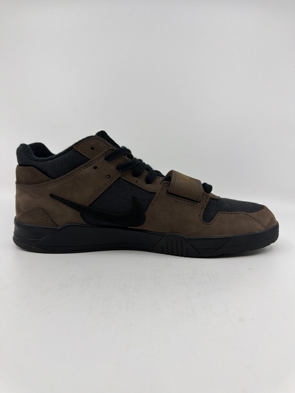 *USED* JORDAN X TRAVIS SCOTT JUMPMAN JACK - DARK MOCHA