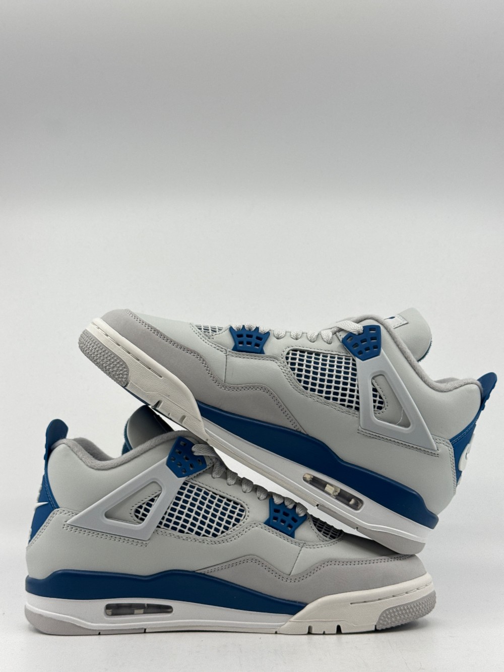 AJ 4 - MILITARY BLUE (2024)