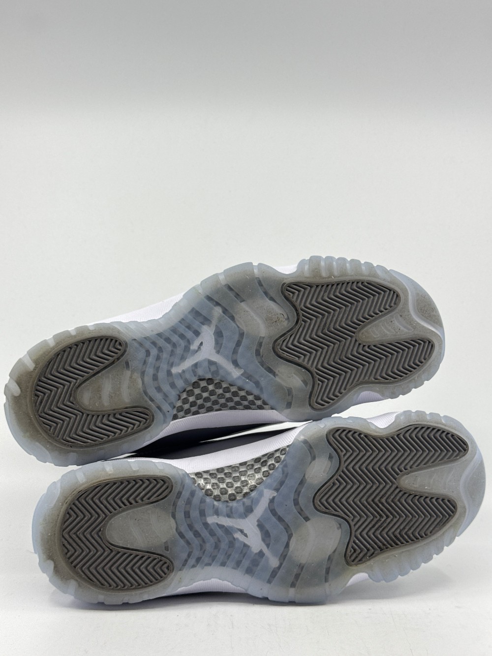 *VNDS* AJ 11 - COOL GREY (2021)