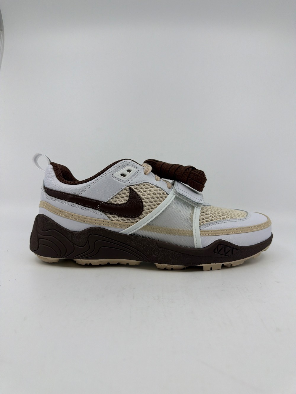 NIKE X TRAVIS SCOTT ZOOM FIELD JAXX - LIGHT CHOCOLATE