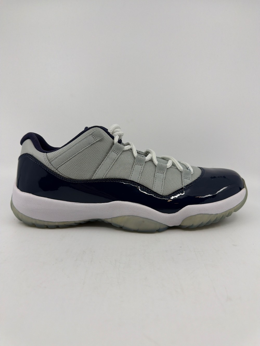 AJ 11 LOW - GEORGETOWN