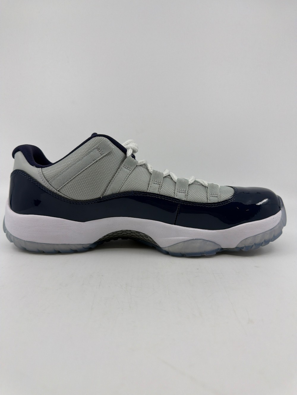 AJ 11 LOW - GEORGETOWN