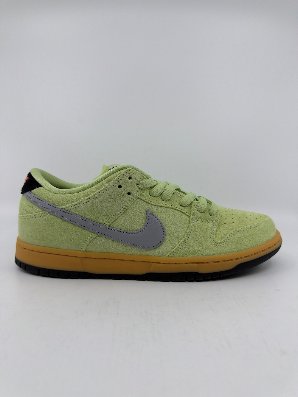 NIKE SB DUNK LOW - VERDUGO MOUNTAIN