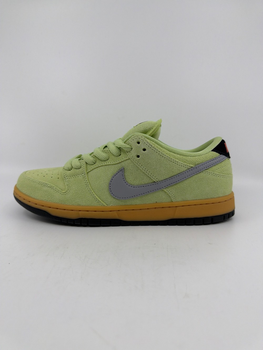 NIKE SB DUNK LOW - VERDUGO MOUNTAIN