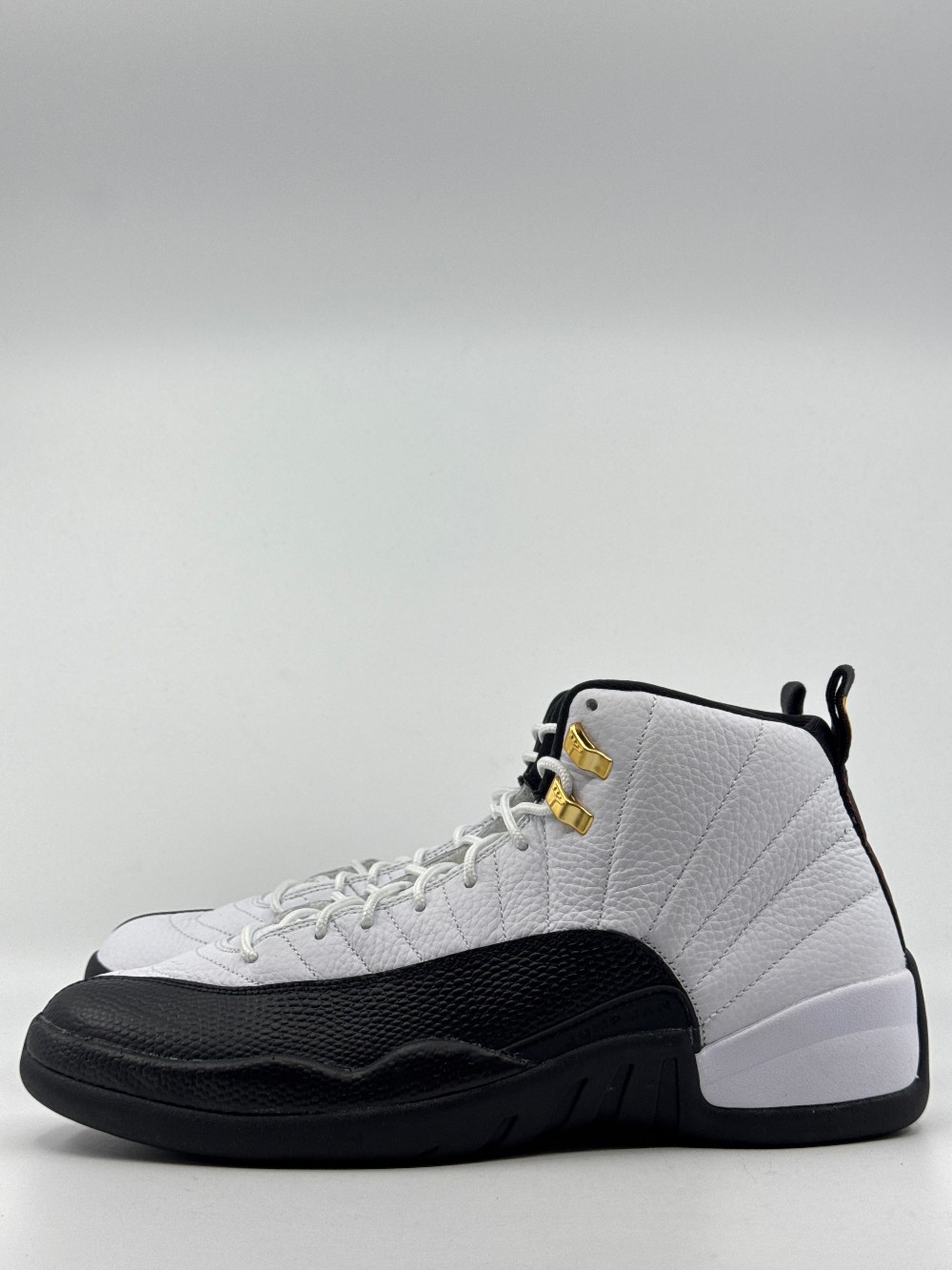 *USED/REP BOX* AJ 12 - TAXI (2025)