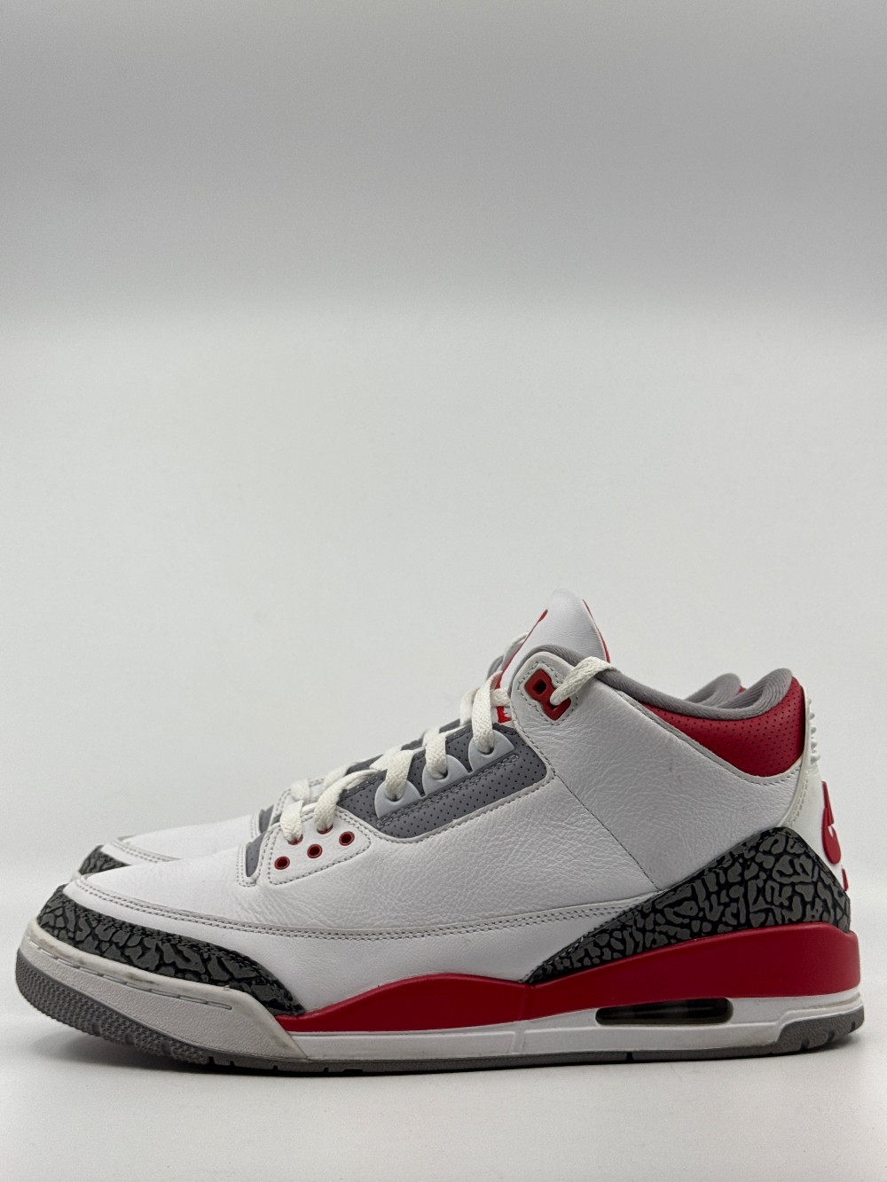 *USED* AJ 3 - FIRE RED (2022)