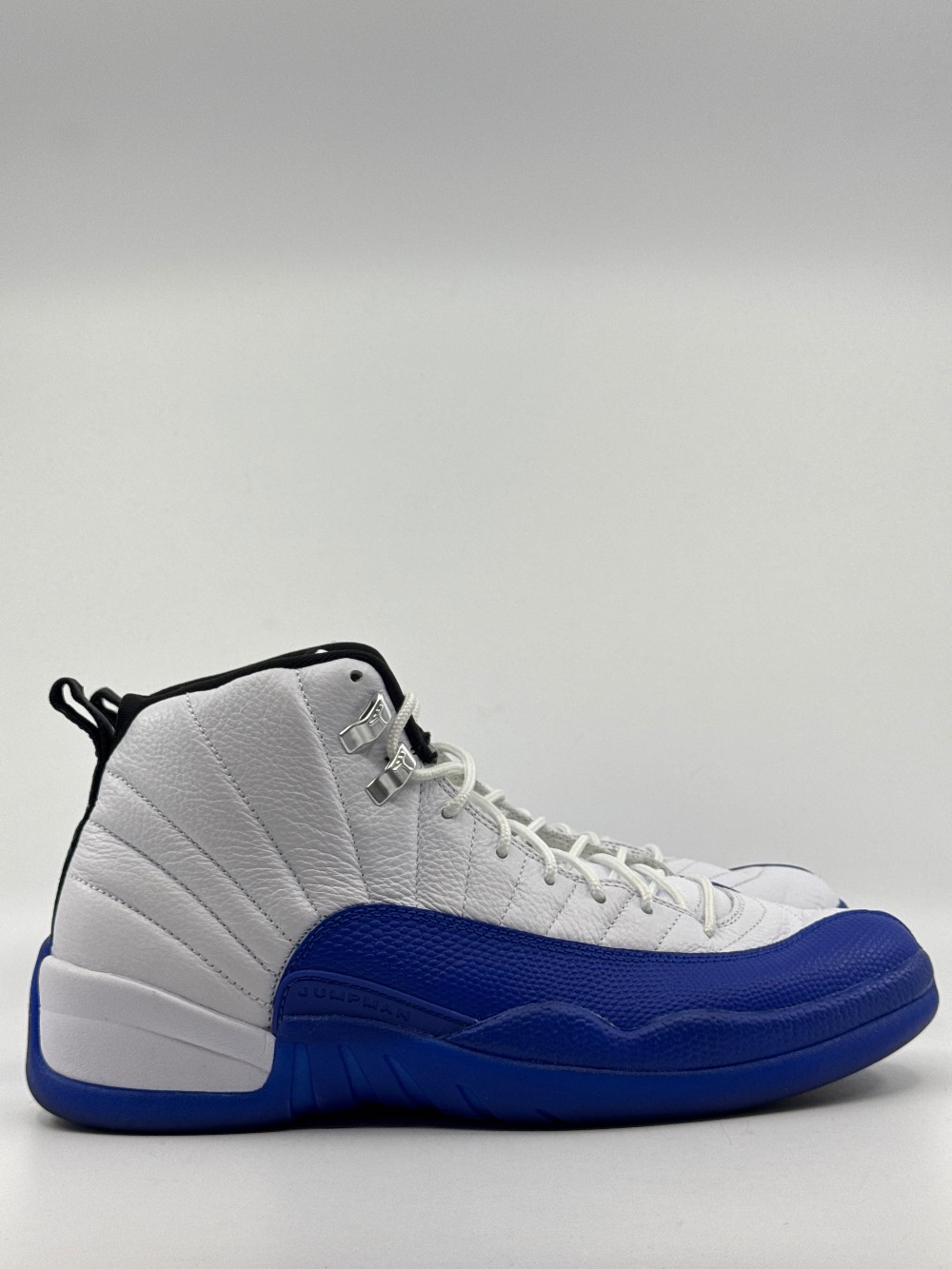 *USED* AJ 12 - BLUEBERRY
