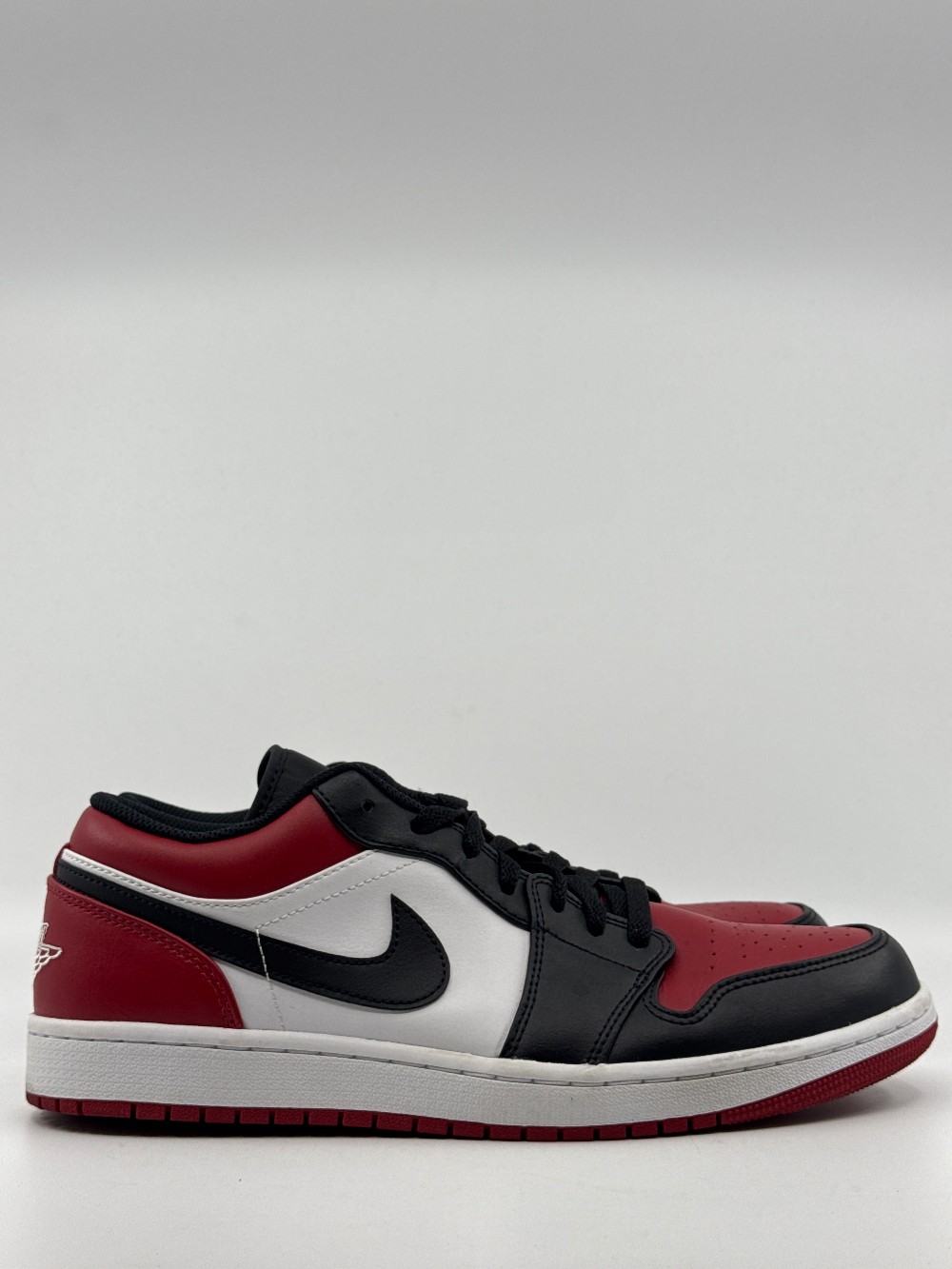 *USED* AJ 1 LOW - BRED TOE