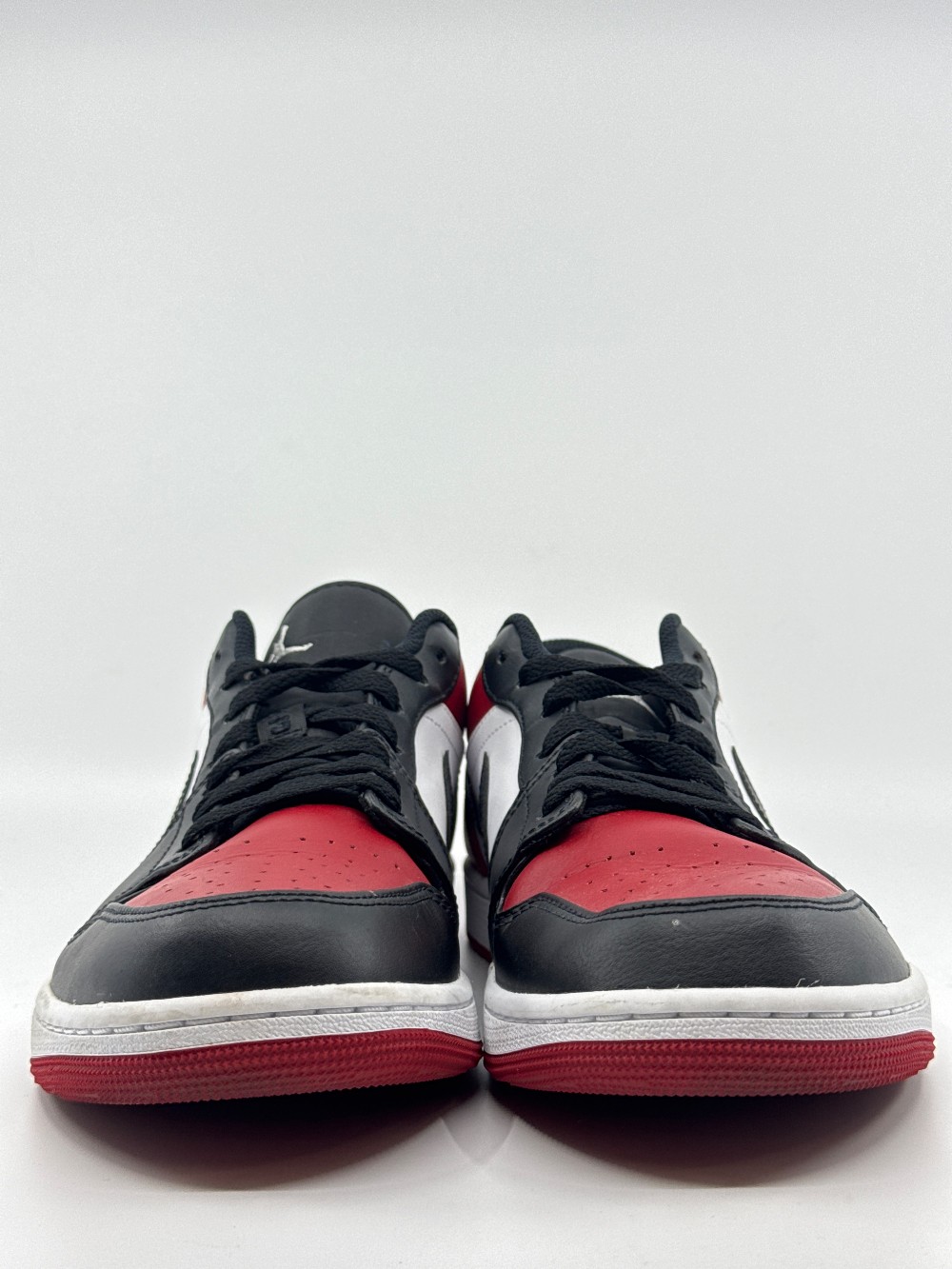 *USED* AJ 1 LOW - BRED TOE