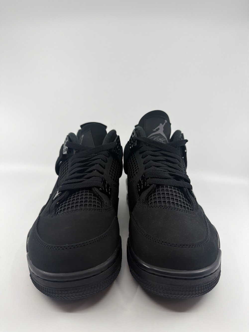 AJ 4 - BLACK CAT (2025)