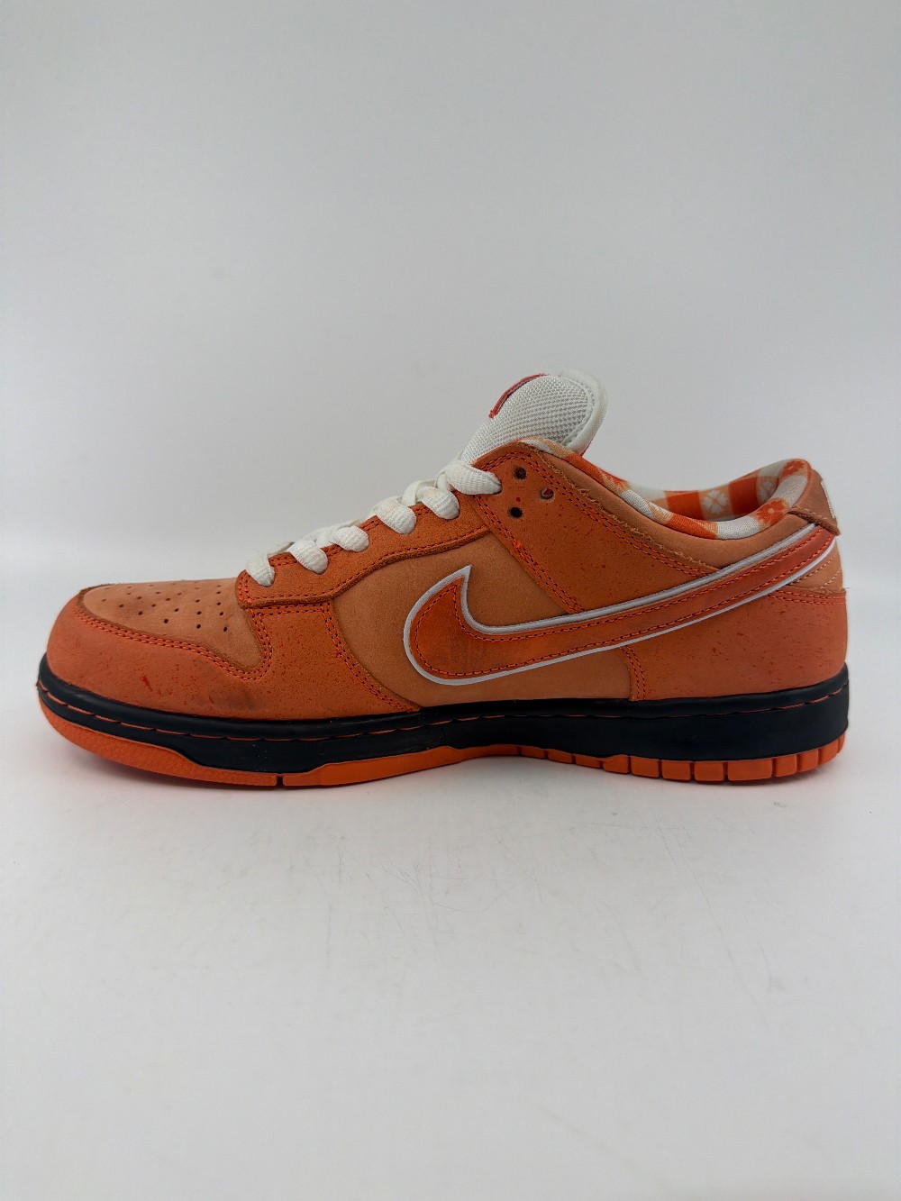 *USED* NIKE SB DUNK LOW X CONCEPTS - ORANGE LOBSTER (SPECIAL BOX)