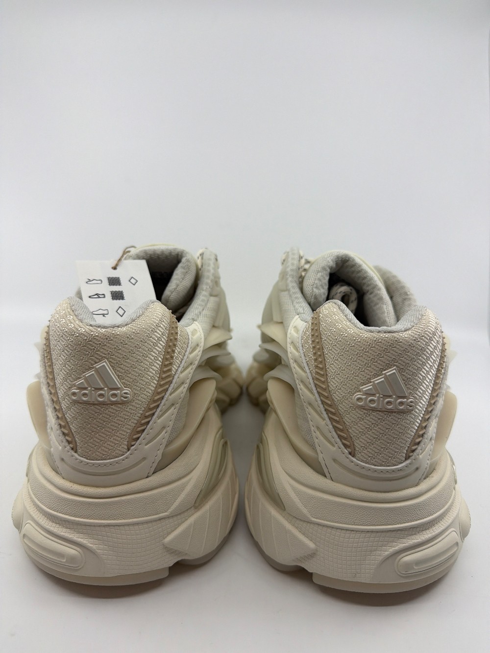 ADIDAS X PHARRELL WILLIAMS JELLYFISH - WHITE