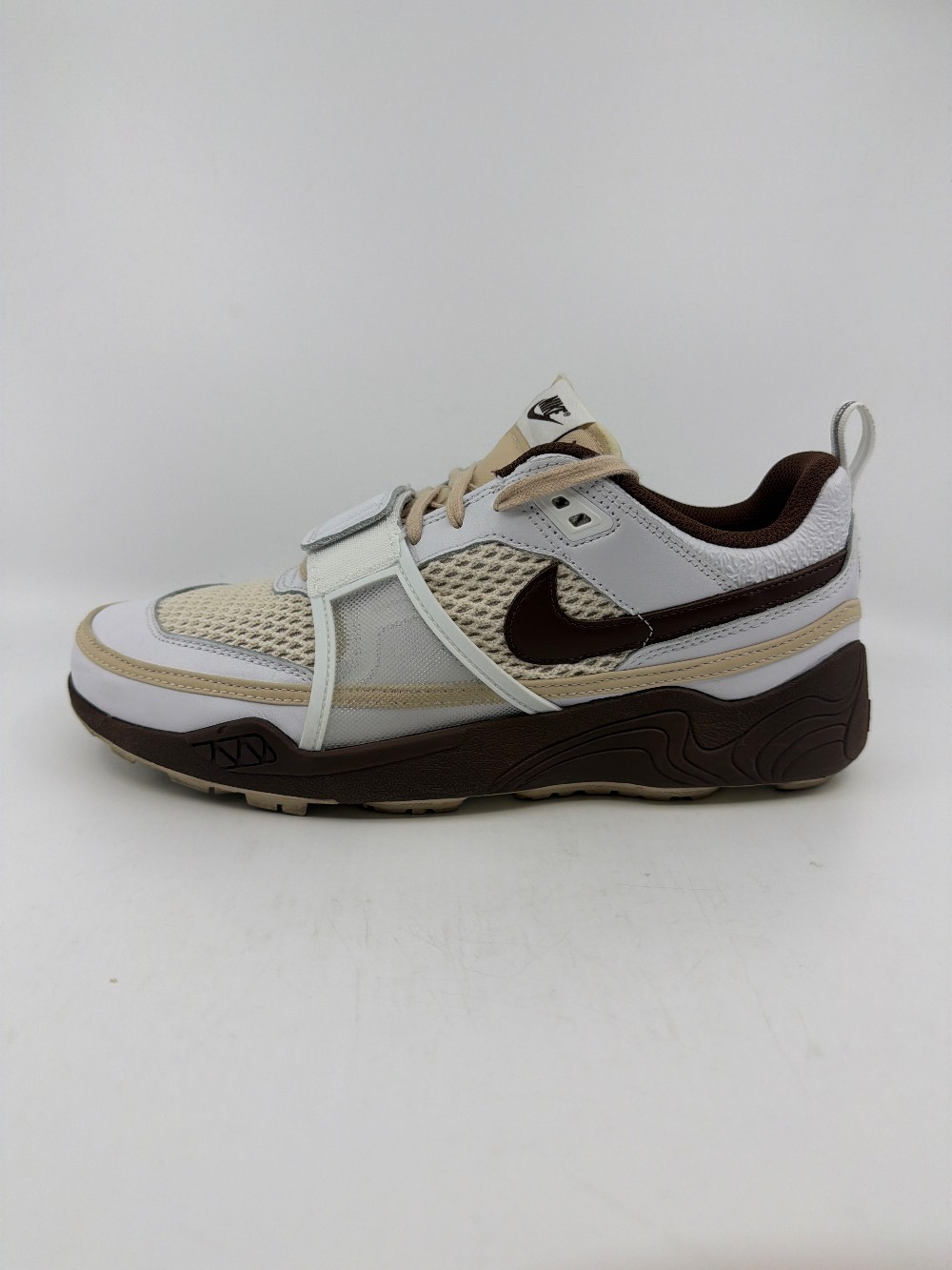 *USED* NIKE ZOOM FIELD JACK X TRAVIS SCOTT - LIGHT CHOCOLATE
