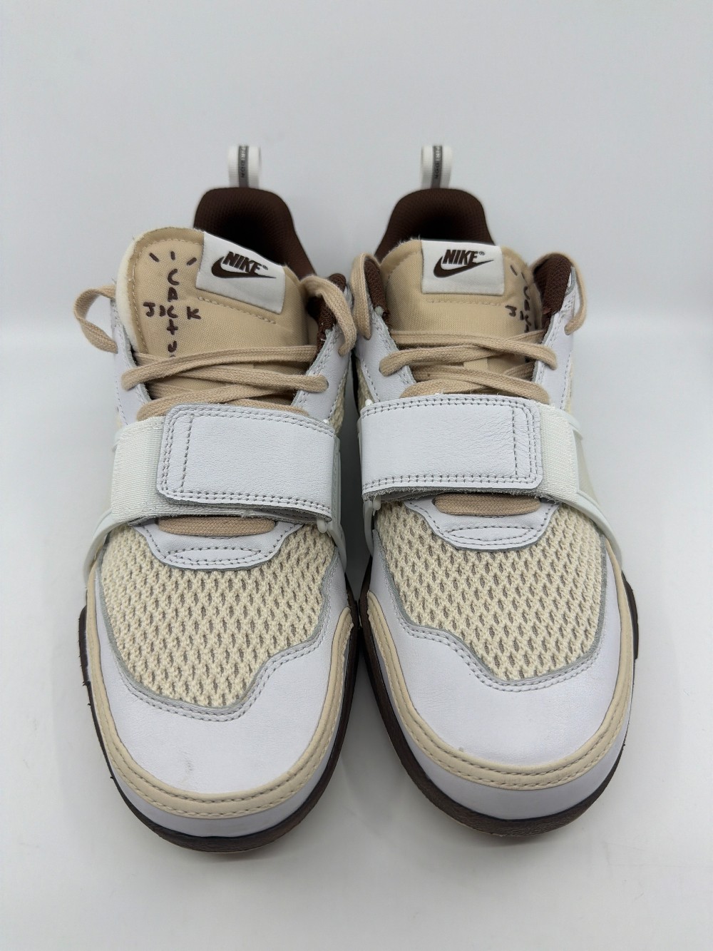 *USED* NIKE ZOOM FIELD JACK X TRAVIS SCOTT - LIGHT CHOCOLATE