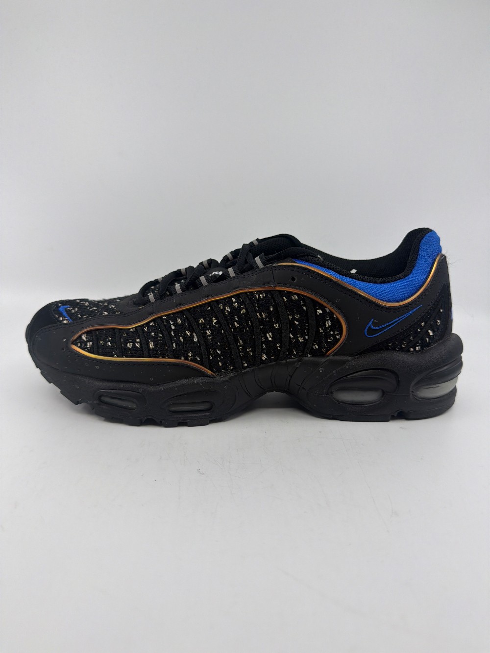 *USED* NIKE AIR MAX TAILWIND 4 X SUPREME - BLACK