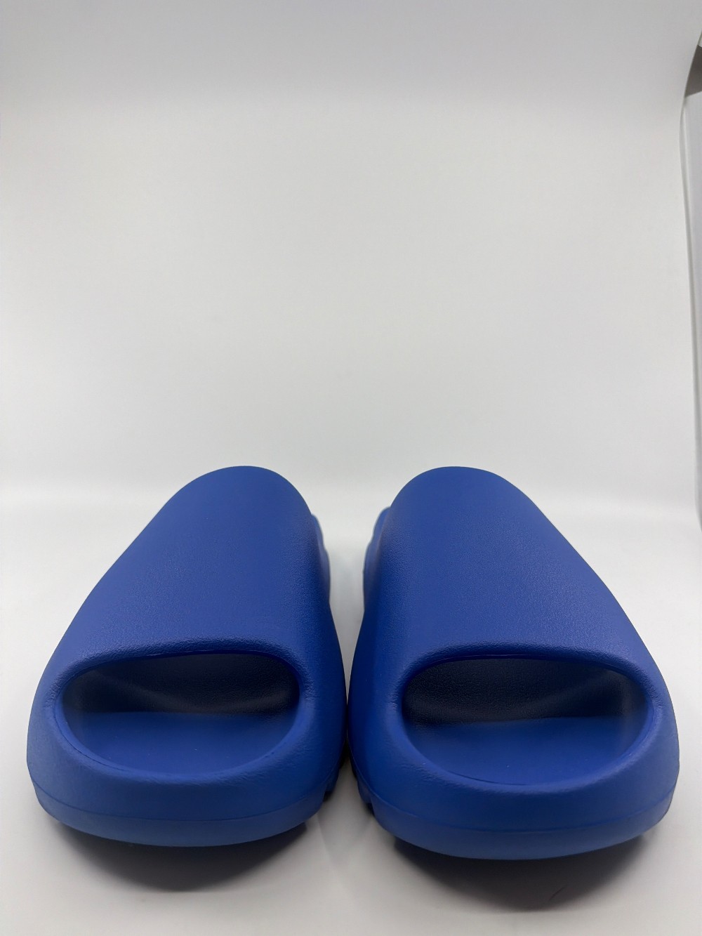 *VNDS* YEEZY SLIDE - AZURE