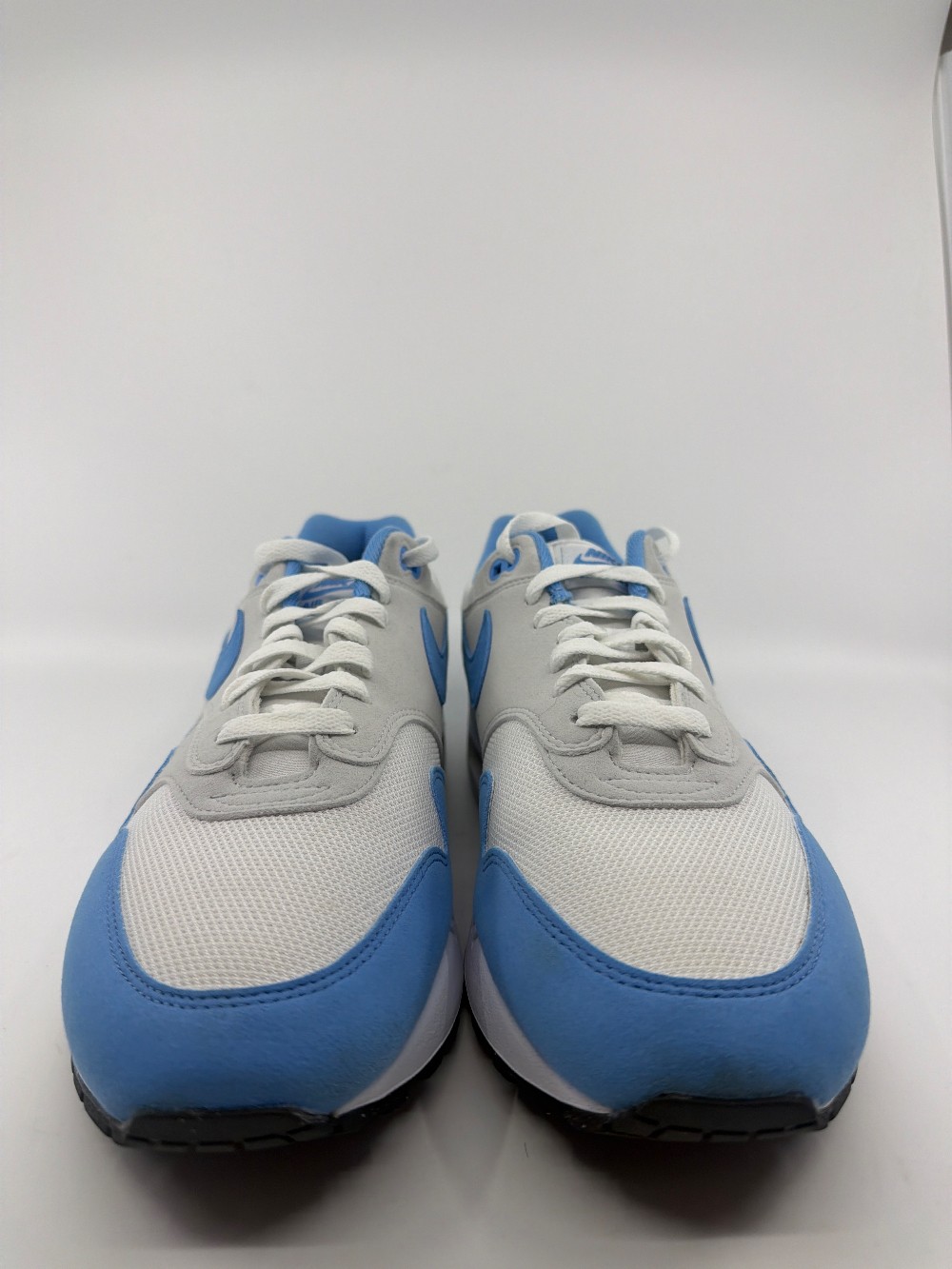 *USED* NIKE AIR MAX 1 - WHITE UNIVERSITY BLUE