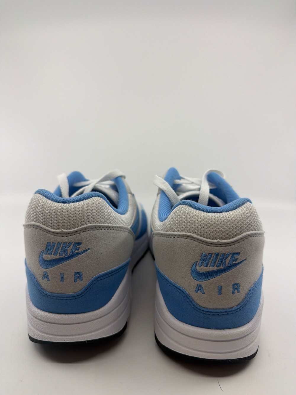 *USED* NIKE AIR MAX 1 - WHITE UNIVERSITY BLUE