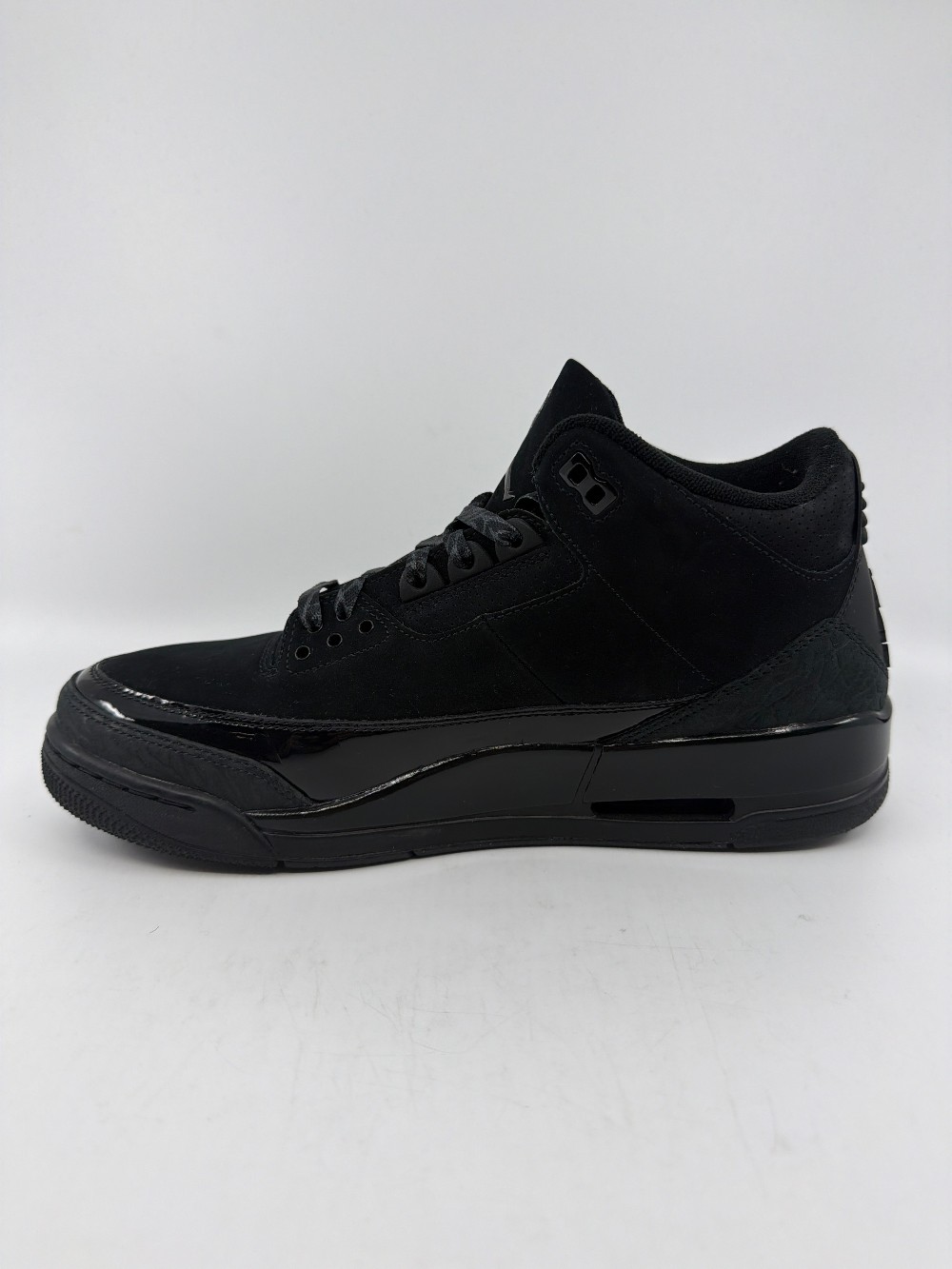 *VNDS* AJ 3 - BLACK CAT (2025)