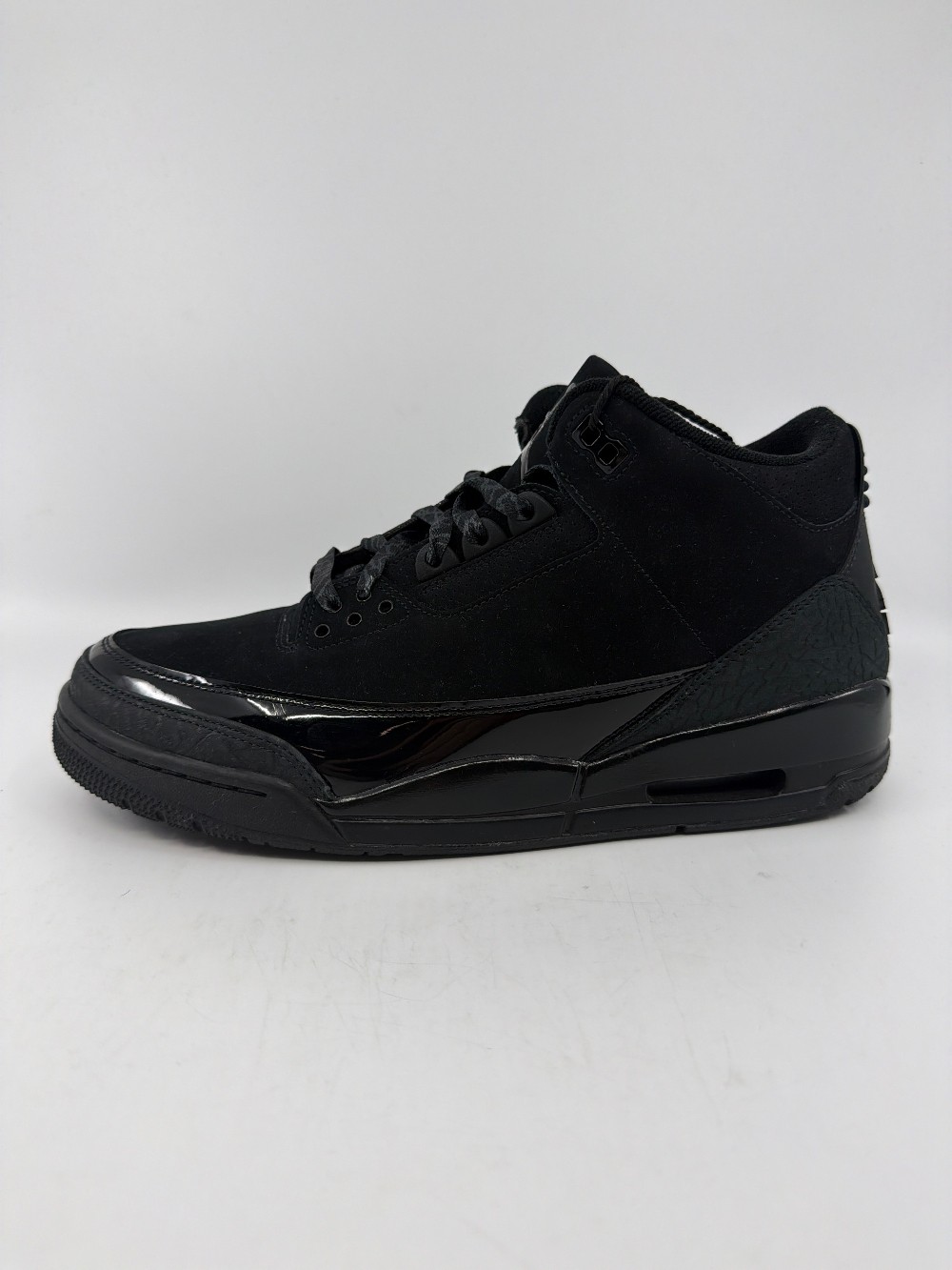 *VNDS* AJ 3 - BLACK CAT (2025)