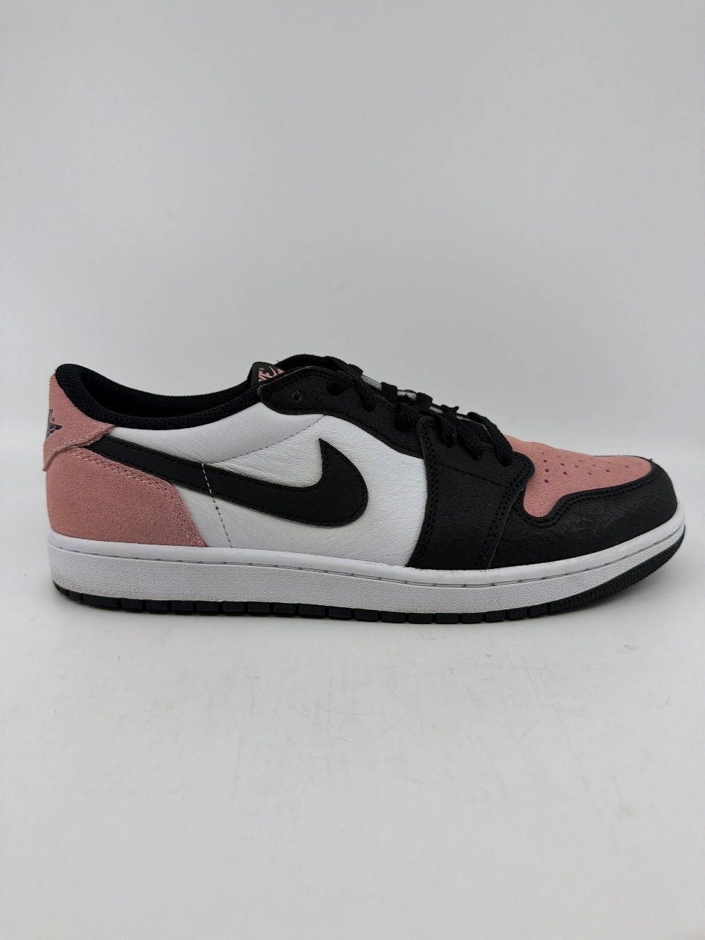 *VNDS* AJ 1 LOW - BLEACHED CORAL