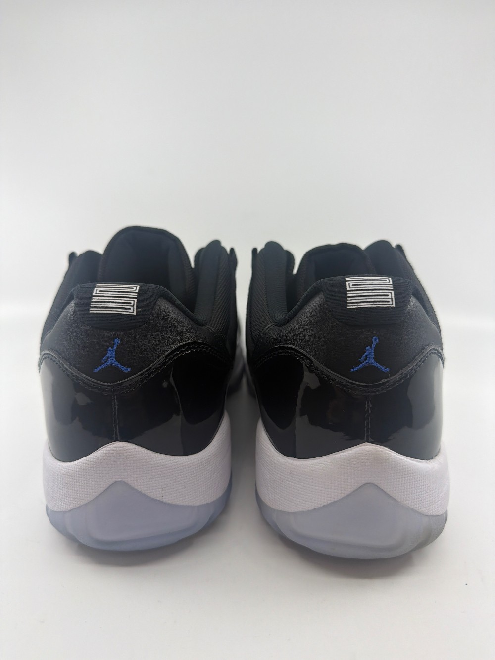 *USED* AJ 11 LOW - SPACE JAM