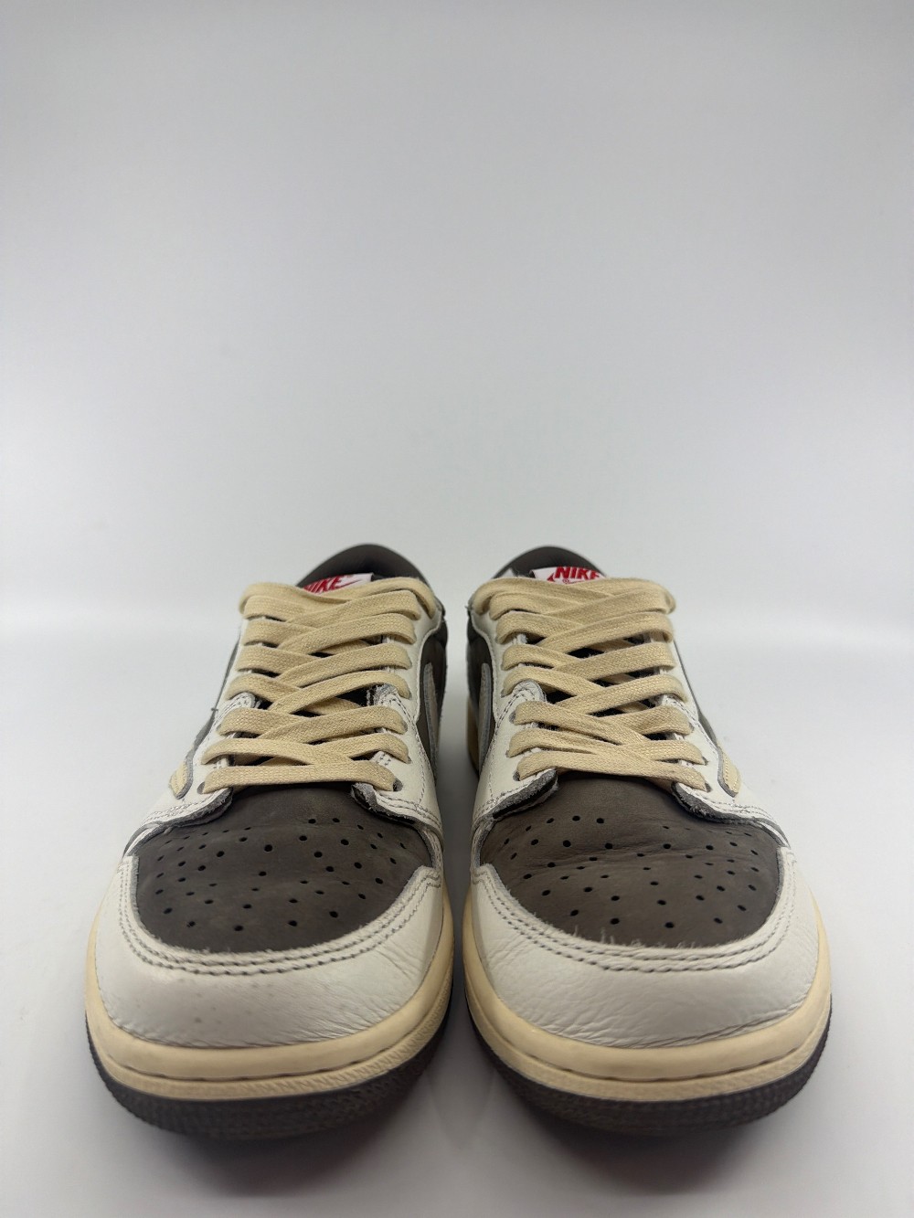 *USED* AJ 1 LOW X TRAVIS SCOTT - REVERSE MOCHA