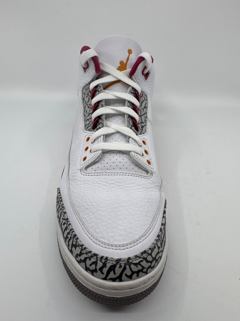 *USED/NO BOX* AJ 3 - CARDINAL RED