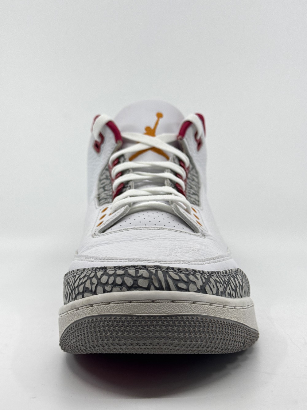 *USED/NO BOX* AJ 3 - CARDINAL RED