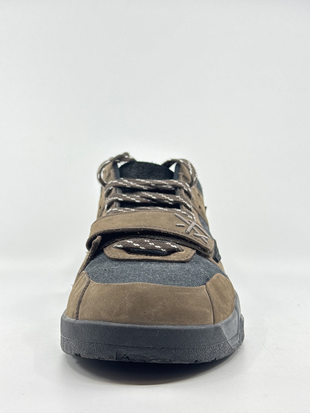 *USED/NO BOX* JORDAN X TRAVIS SCOTT JUMPMAN JACK - DARK MOCHA