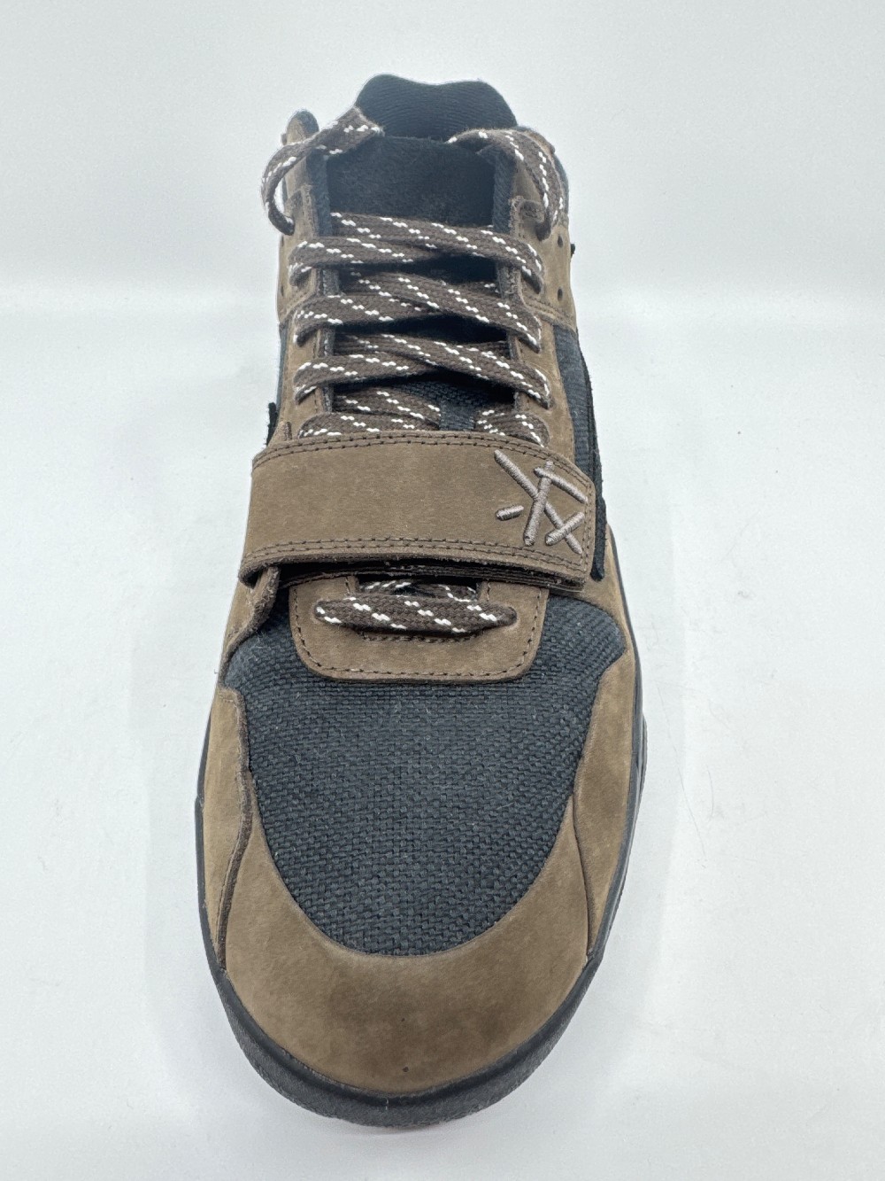 *USED/NO BOX* JORDAN X TRAVIS SCOTT JUMPMAN JACK - DARK MOCHA