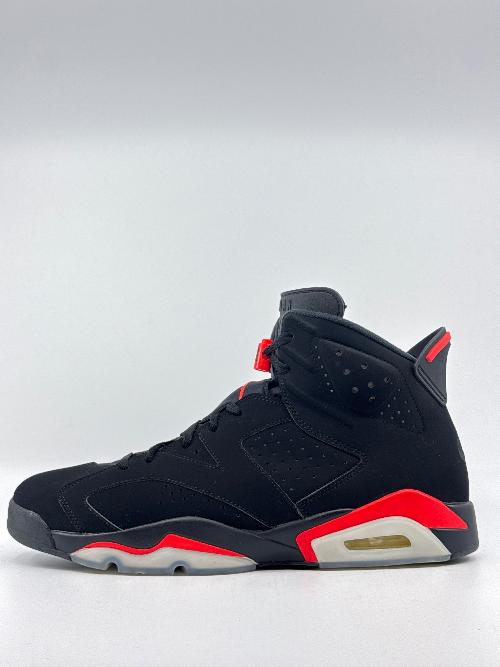 *USED/NO BOX* AJ 6 - BLACK INFRARED (2019)