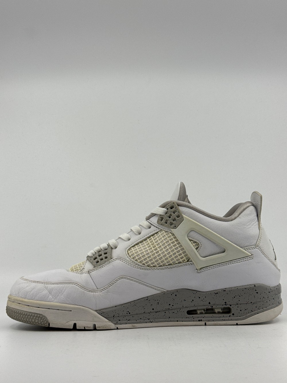 *USED/NO BOX* AJ 4 - WHITE OREO (2021)