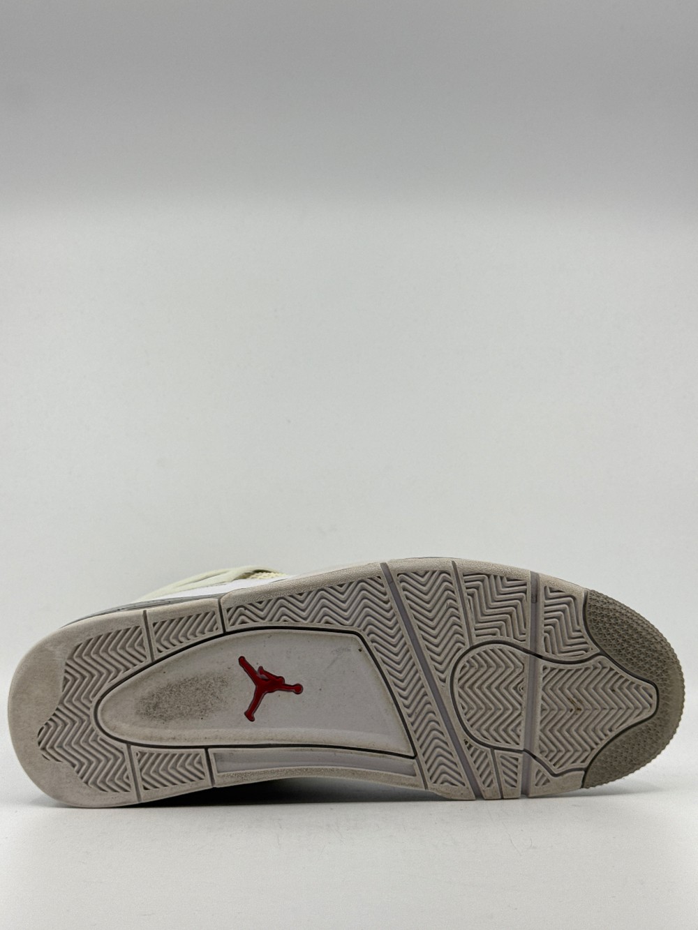 *USED/NO BOX* AJ 4 - WHITE OREO (2021)
