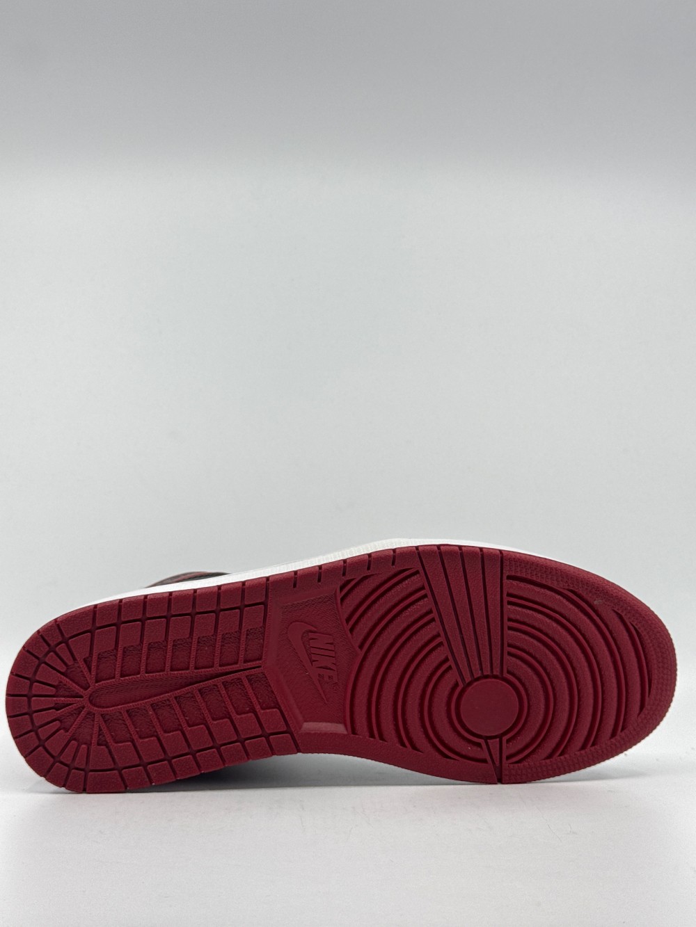 *USED* AJ 1 - BRED BANNED (2016)