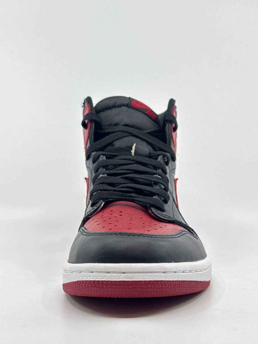 *USED* AJ 1 - BRED BANNED (2016)