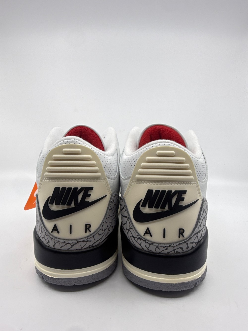AJ 3 - WHITE CEMENT REIMAGINED
