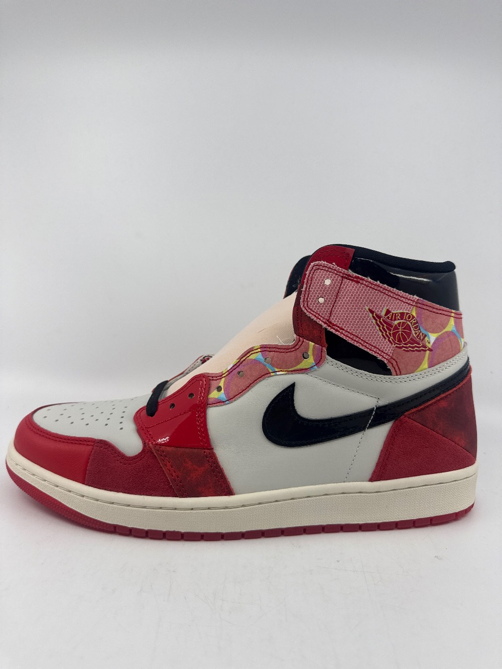 AJ 1 - SPIDER-MAN ACROSS THE SPIDER-VERSE
