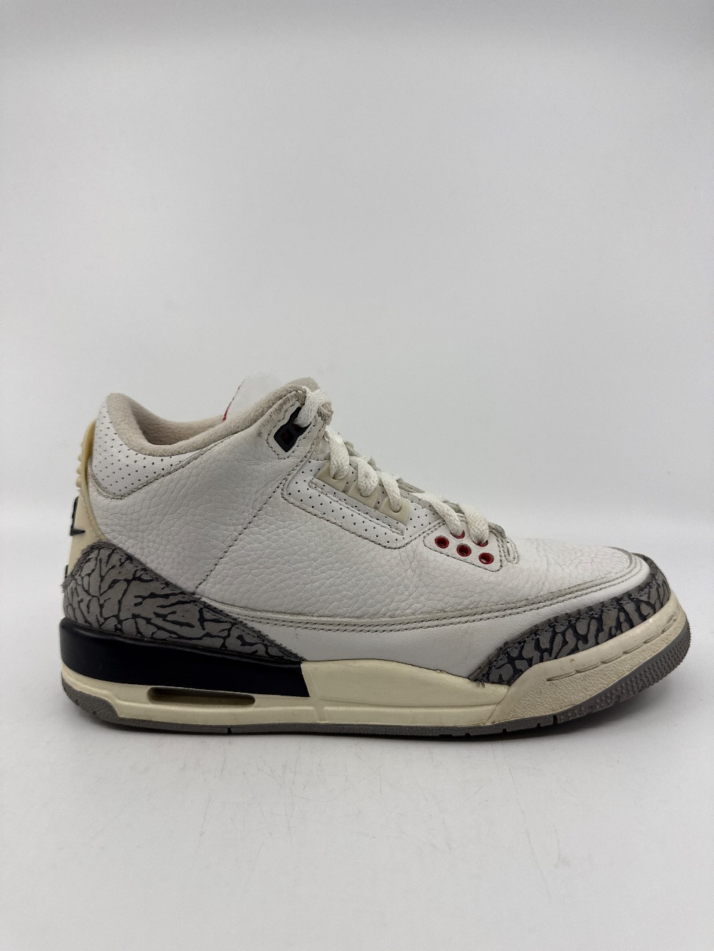 *USED/REP BOX* AJ 3 (GS) - WHITE CEMENT REIMAGINED