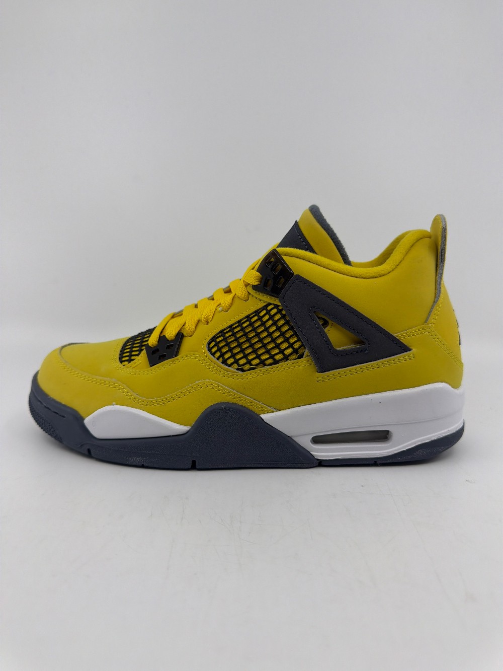 AJ 4 (GS) - LIGHTNING (2021)